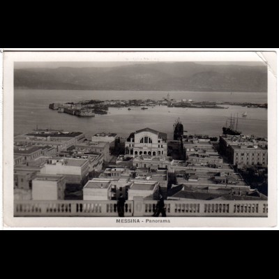 Italien, Messina, Panorama m. Hafen, 1930 gebr. sw-AK
