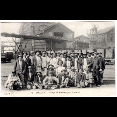 Denain, Groupe de Mineurs, 1915 per Bayern-FP gebr. sw-AK m. Eisenbahn 