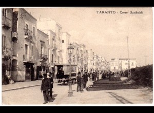 Italien, Taranto, Corso Garibaldi m. Pferde Tram, 1915 gebr. sw-AK m. Zensur